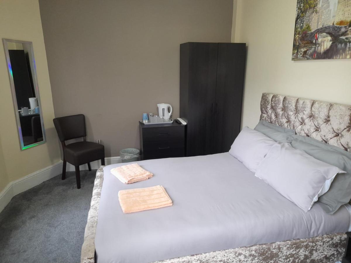 Sonora Park Hotel Blackpool Bagian luar foto