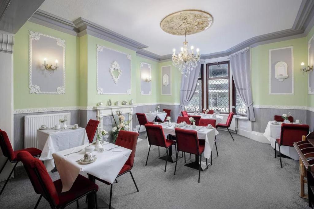 Sonora Park Hotel Blackpool Bagian luar foto