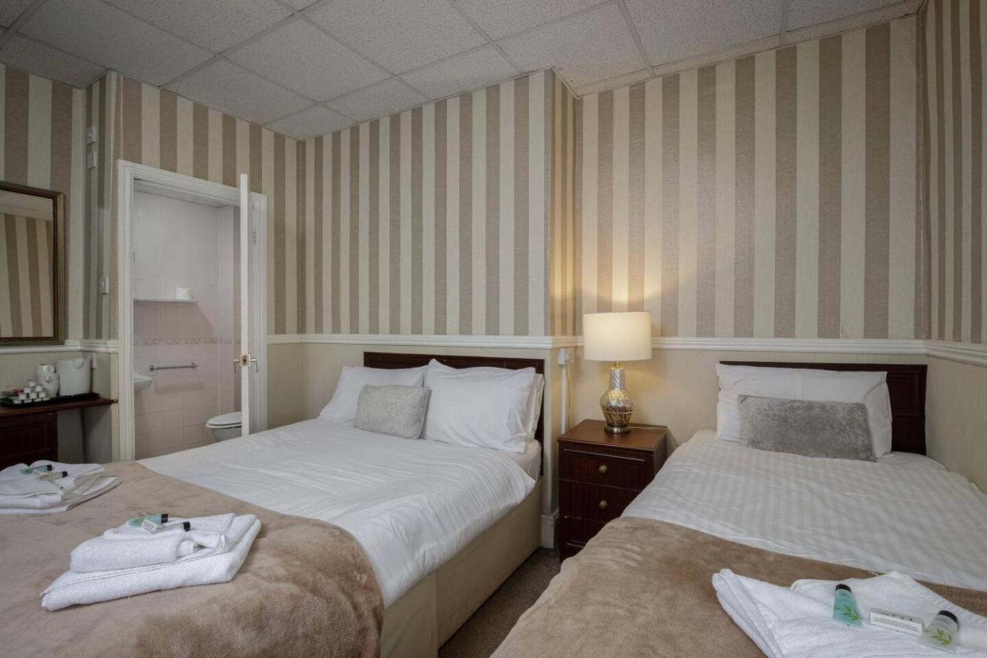 Sonora Park Hotel Blackpool Bagian luar foto